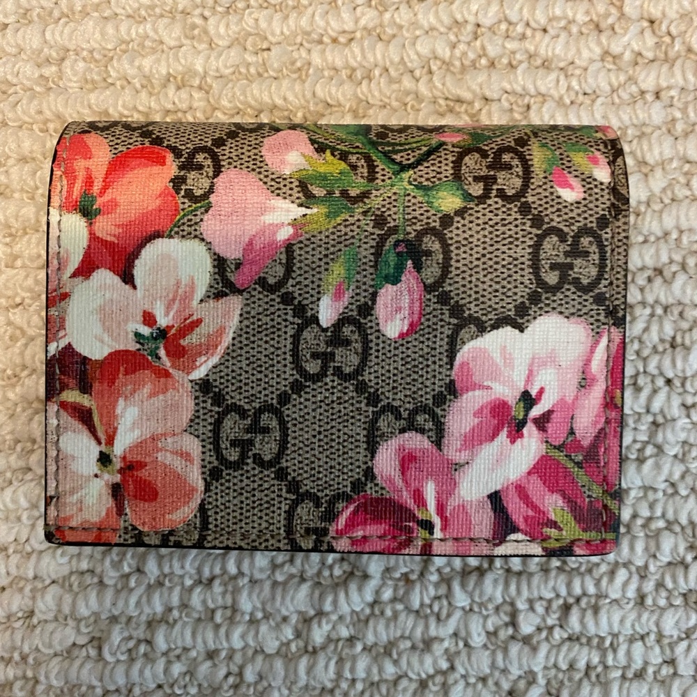Gucci wallet